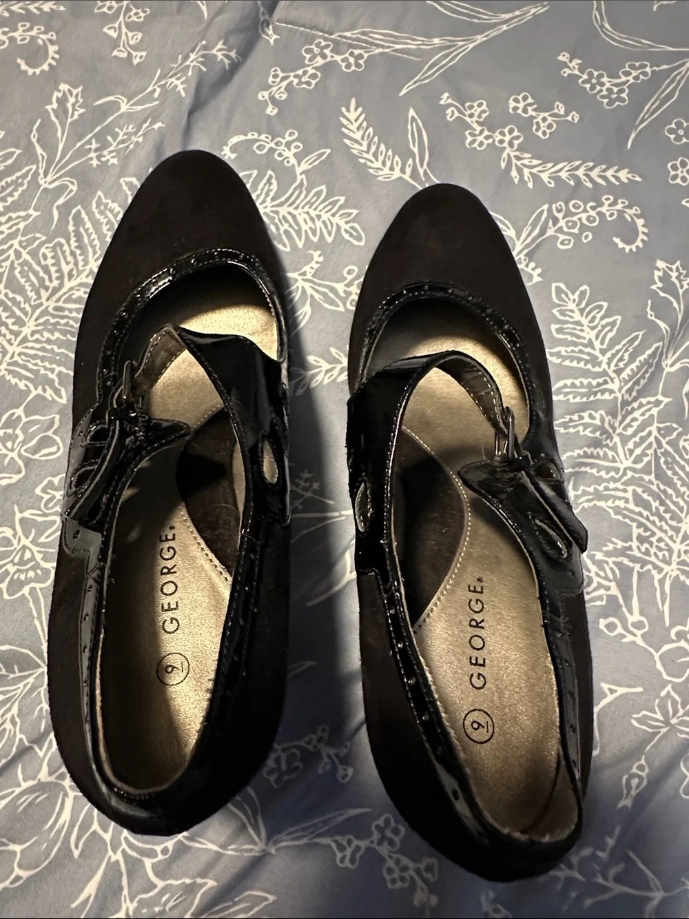 GEORGE size 9 BLACK Heel shoes with Patent Strap
